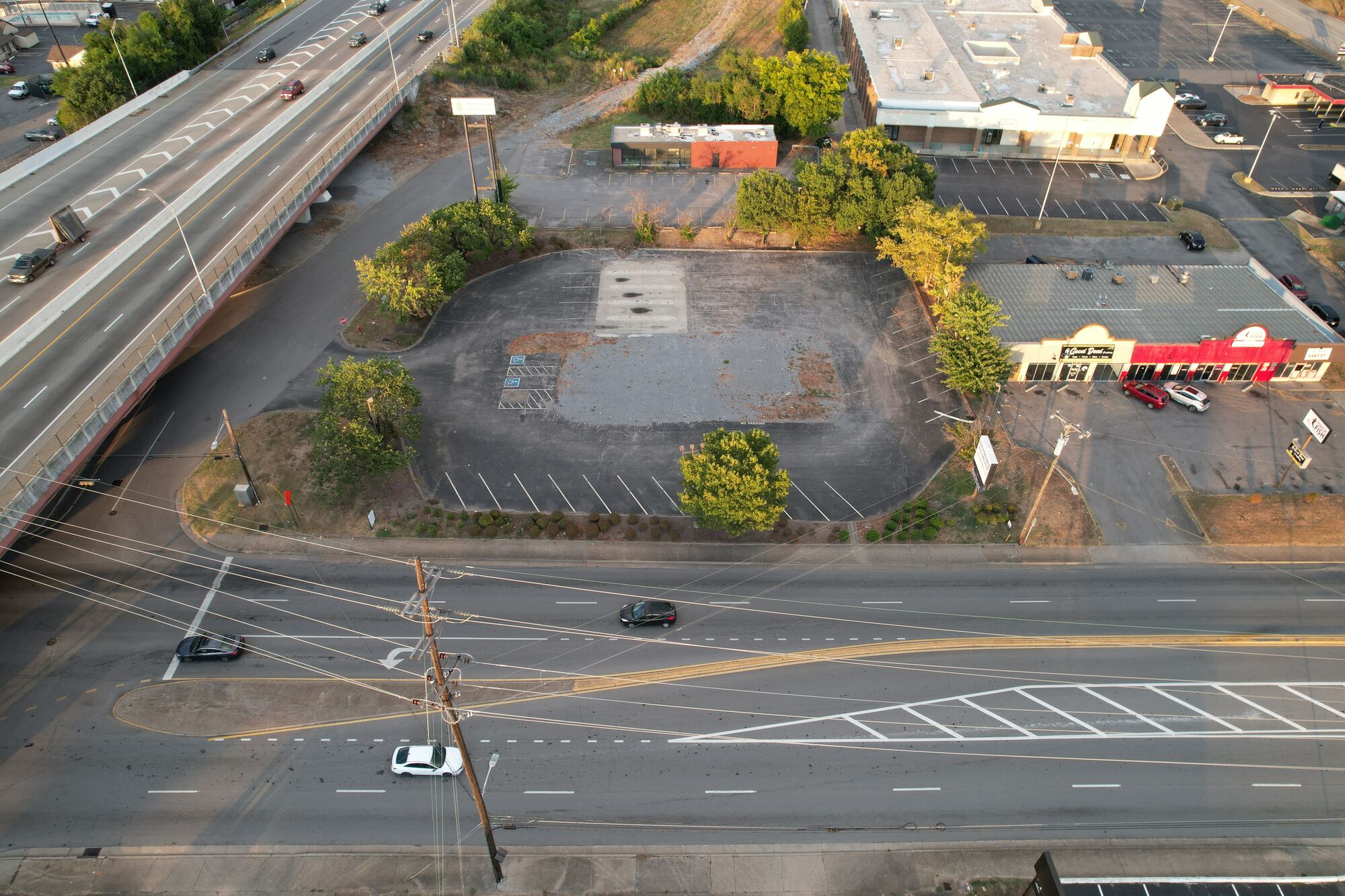 Drone view of the 708 Rivergate Pkwy corner lot