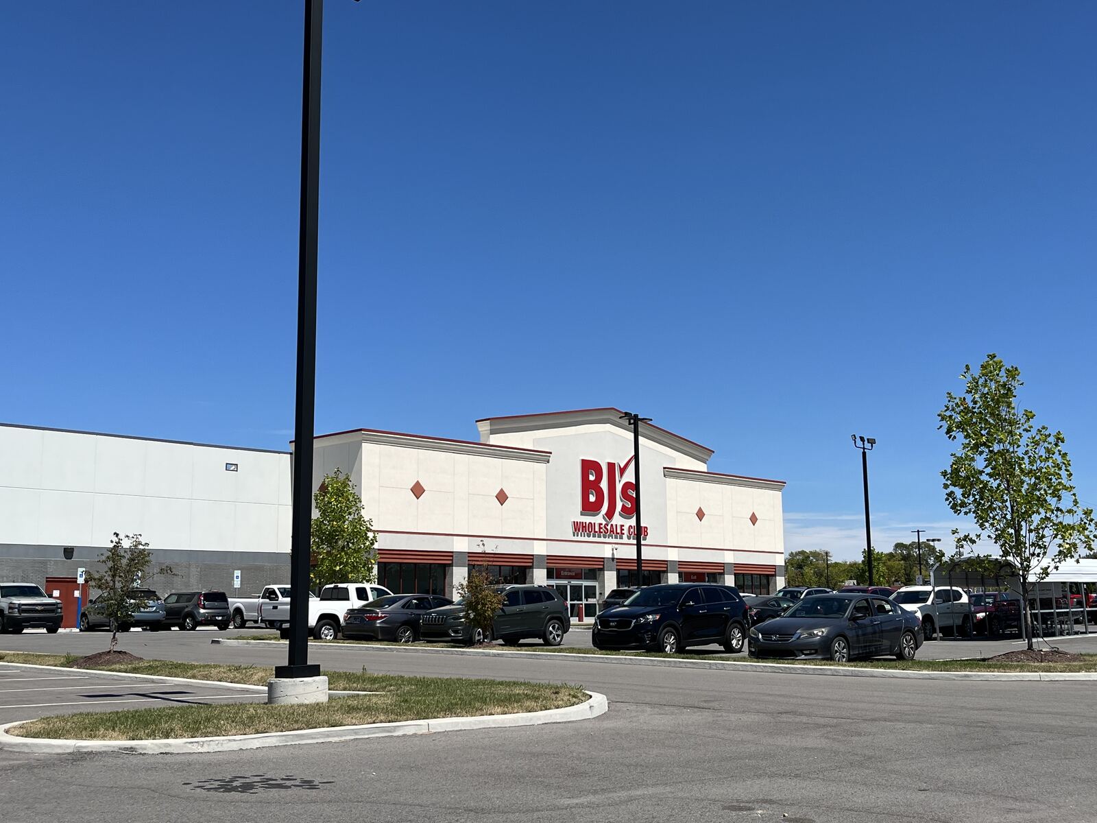 BJ's Wholesale Club on Rivergate Pkwy